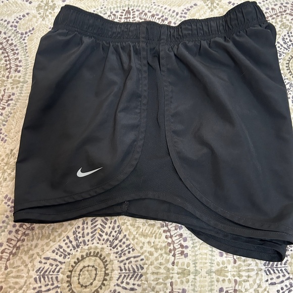 TWO PAIR- WOMEN’S SHORTS- Nike Black Sports Shorts & Lavender Avia Shorts - Picture 4 of 8